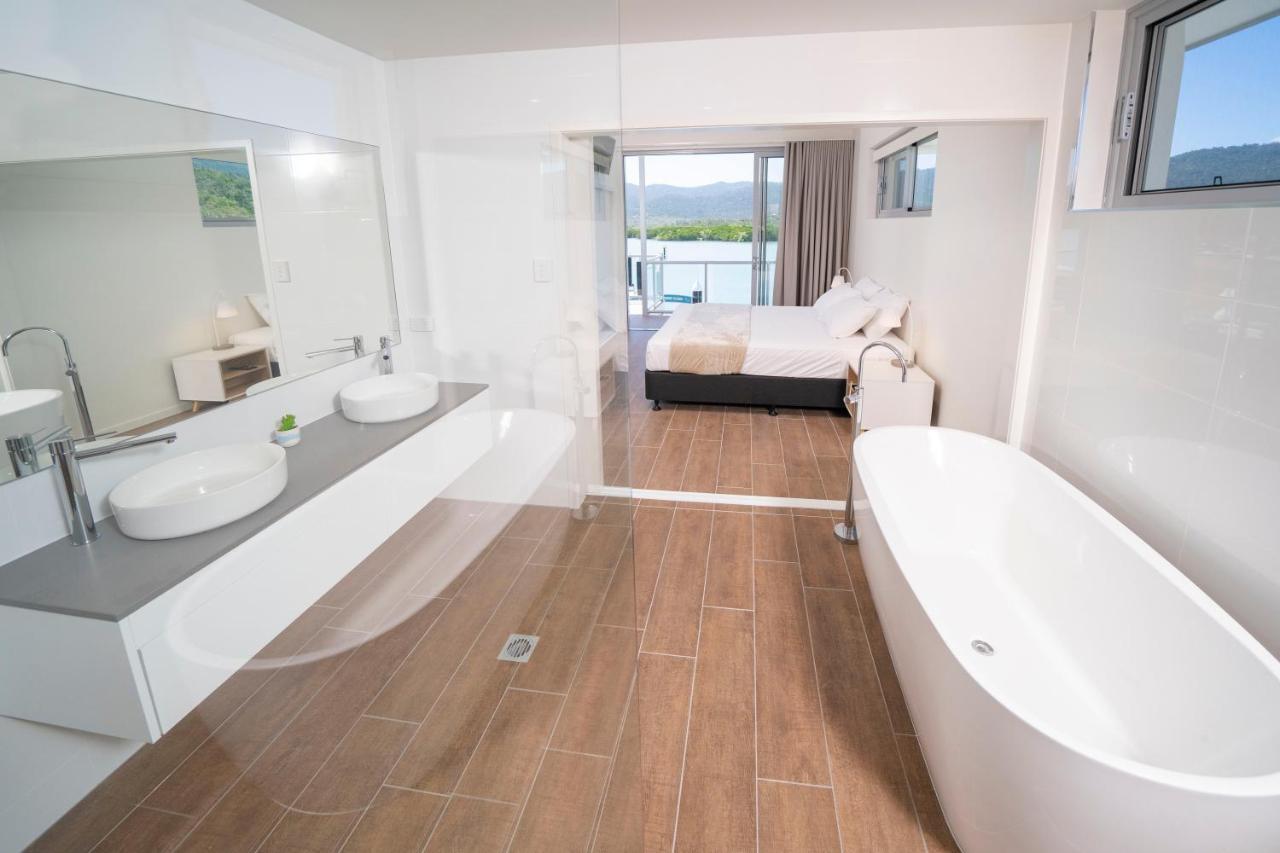 Harbour Cove Hotel Airlie Beach Eksteriør billede