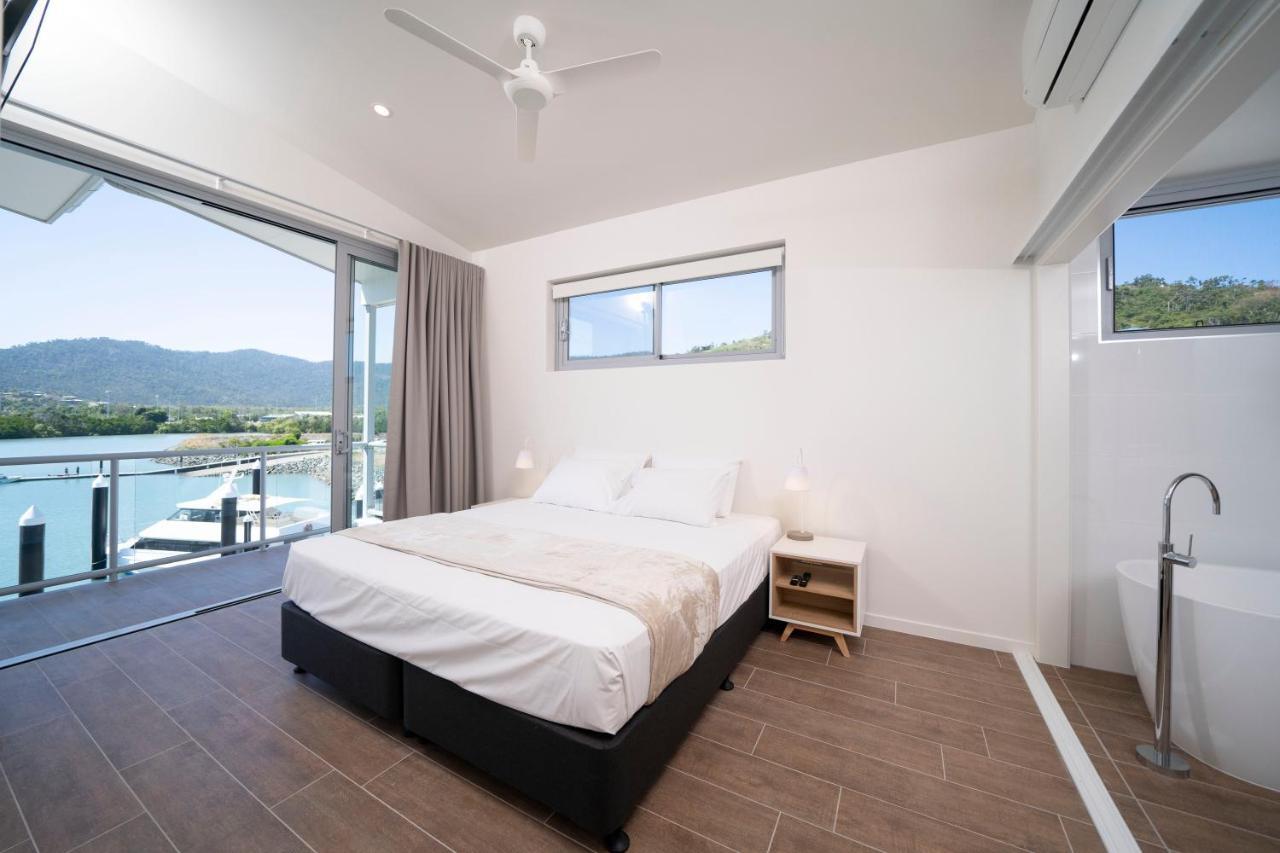 Harbour Cove Hotel Airlie Beach Eksteriør billede